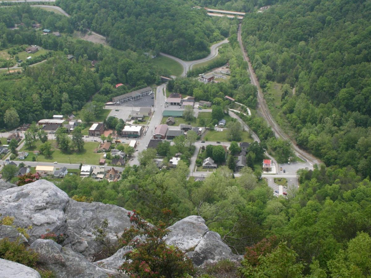 Olde Mill Inn Bed & Breakfast Cumberland Gap Exterior photo